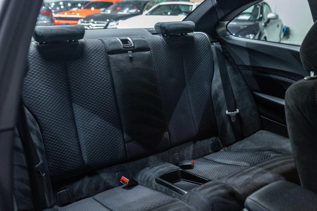 BMW M235i Interieur 20