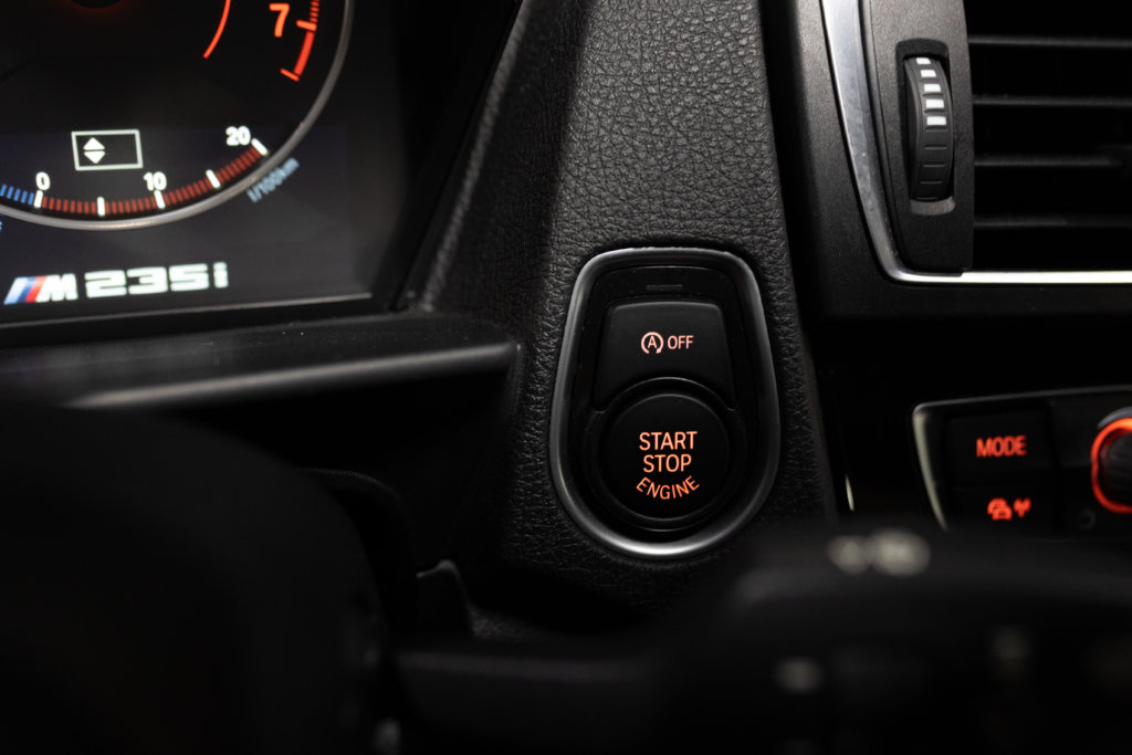 BMW M235i Interieur 29