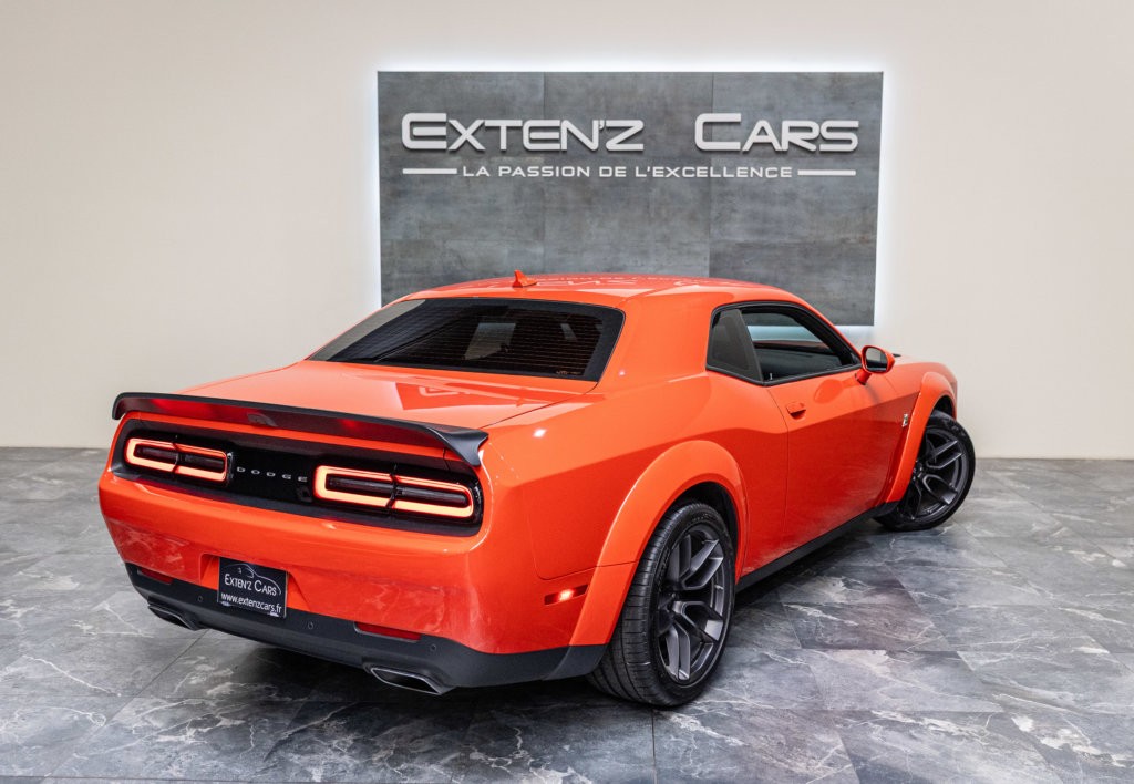 Dodge Challenger RT Orange Wide 3-4 ar d