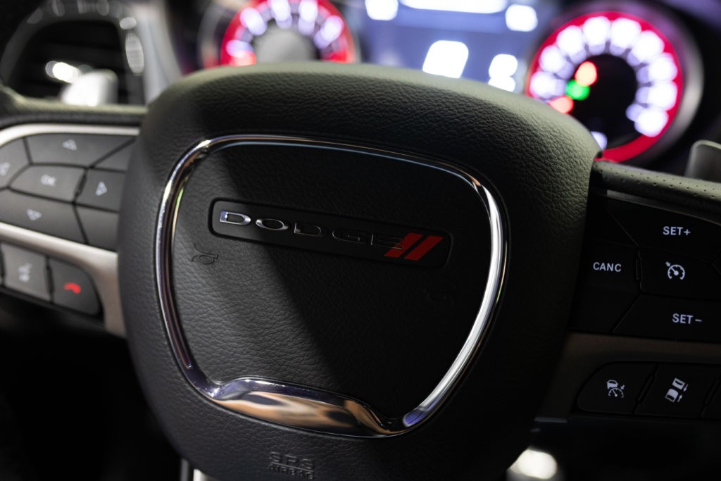 Dodge Challenger RT Orange Wide Interieur 44