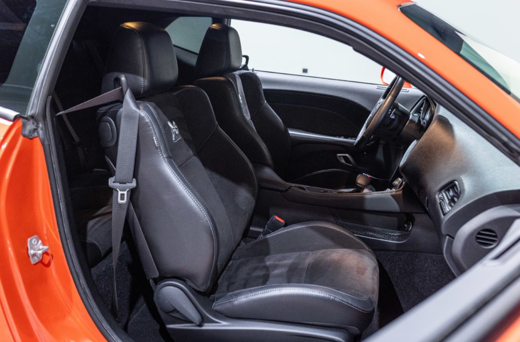 Dodge Challenger RT Orange Wide Interieur 7