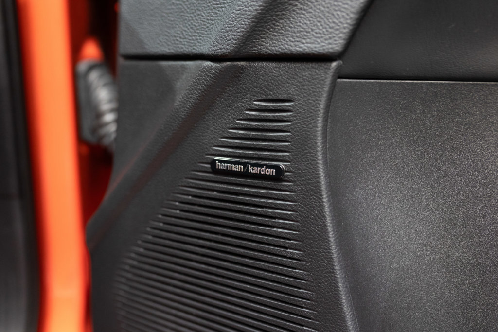 Dodge Challenger RT Orange Wide Interieur 8
