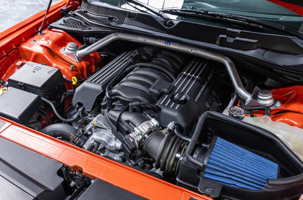Dodge Challenger RT Orange Wide Moteur 3