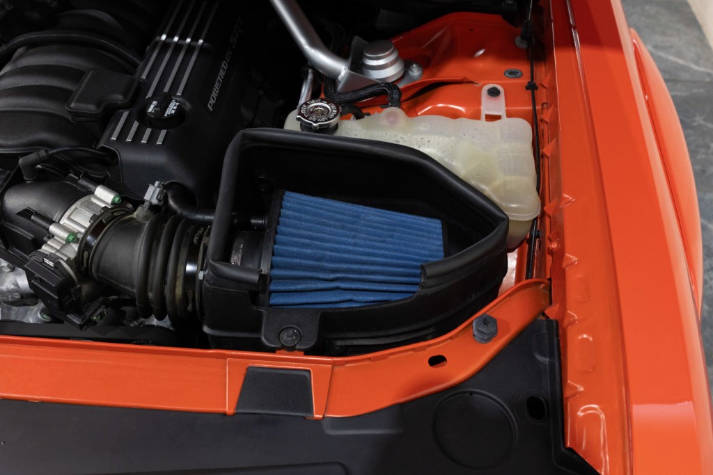 Dodge Challenger RT Orange Wide Moteur 4