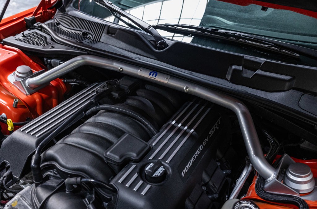 Dodge Challenger RT Orange Wide Moteur 5