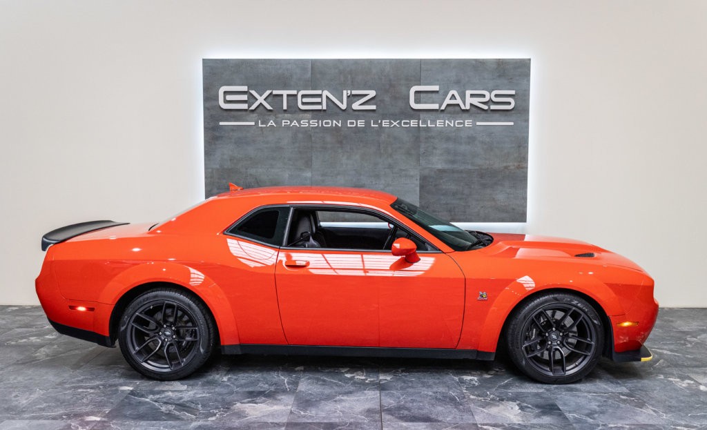 Dodge Challenger RT Orange Wide lateral