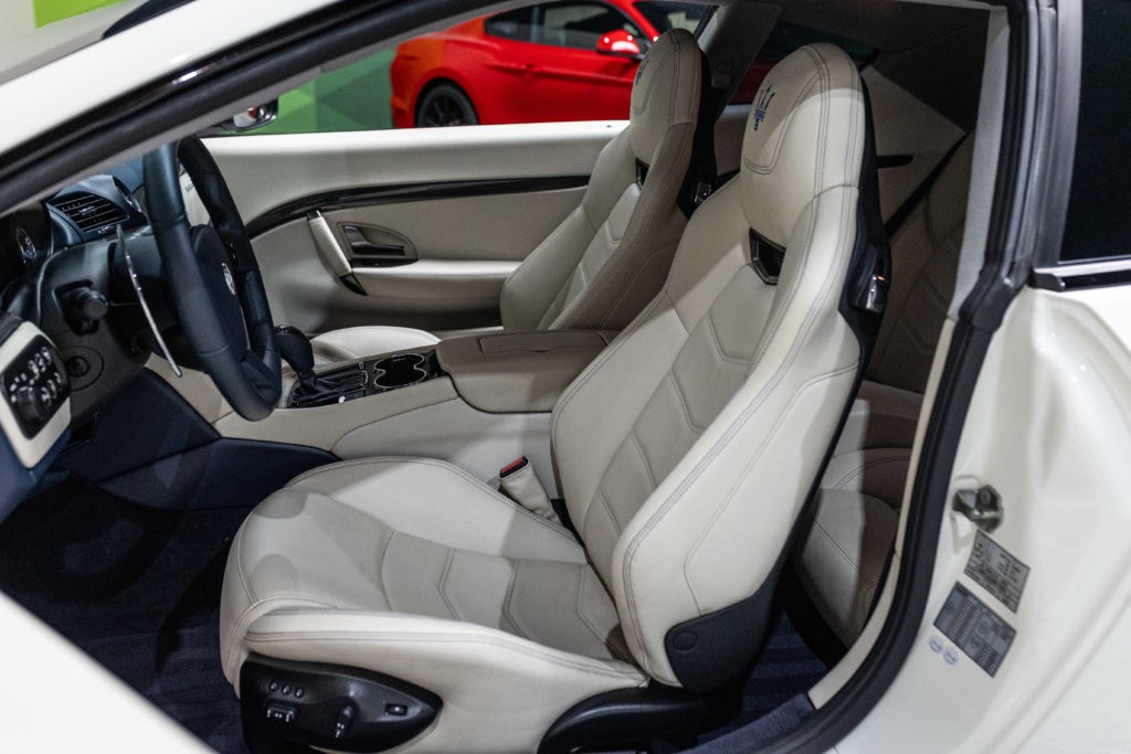 Maserati GranSport Blanche Interieur 2