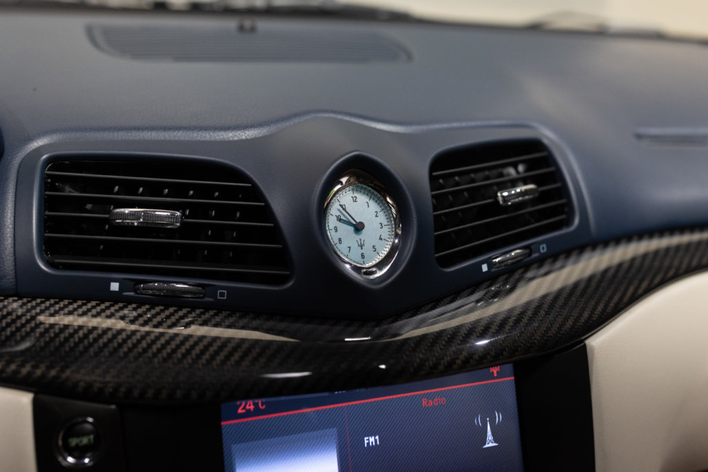Maserati GranSport Blanche Interieur 29