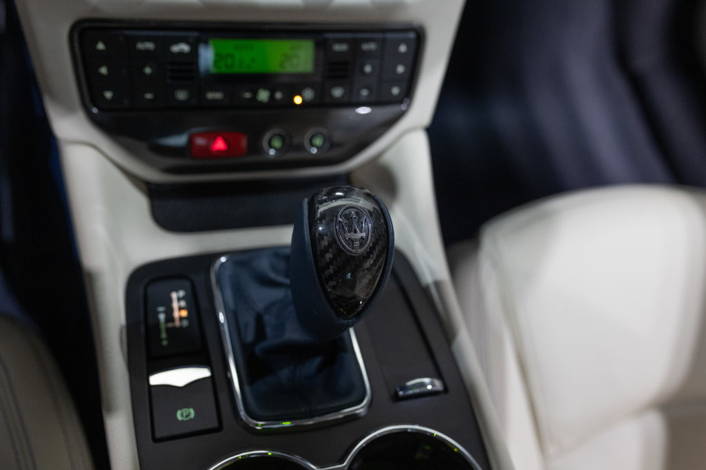 Maserati GranSport Blanche Interieur 34