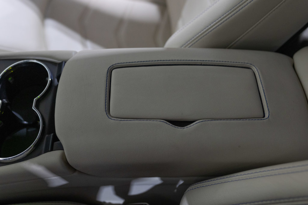 Maserati GranSport Blanche Interieur 40