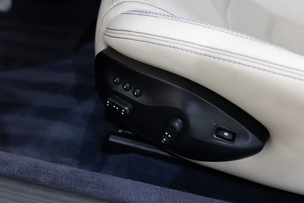 Maserati GranSport Blanche Interieur 8