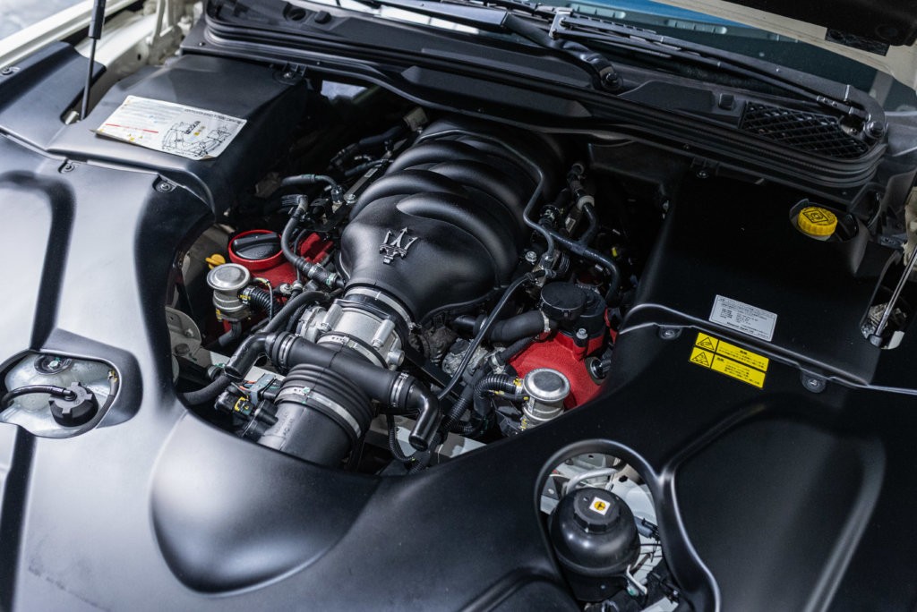 Maserati GranSport Blanche Moteur 3