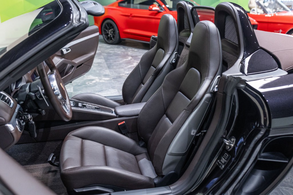 Porsche Boxster S Capote Brun Interieur 14
