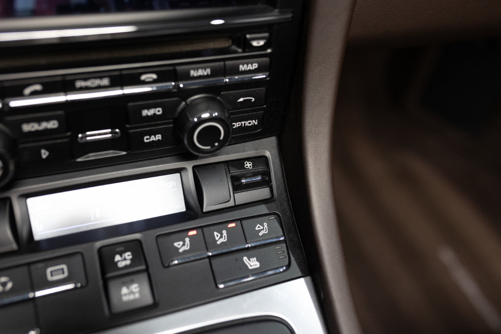 Porsche Boxster S Capote Brun Interieur 28