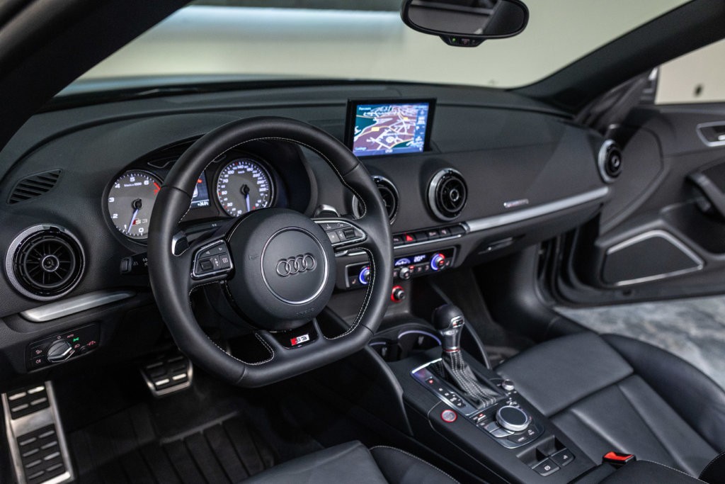 S3 Cab Gris Daytona Interieur 19