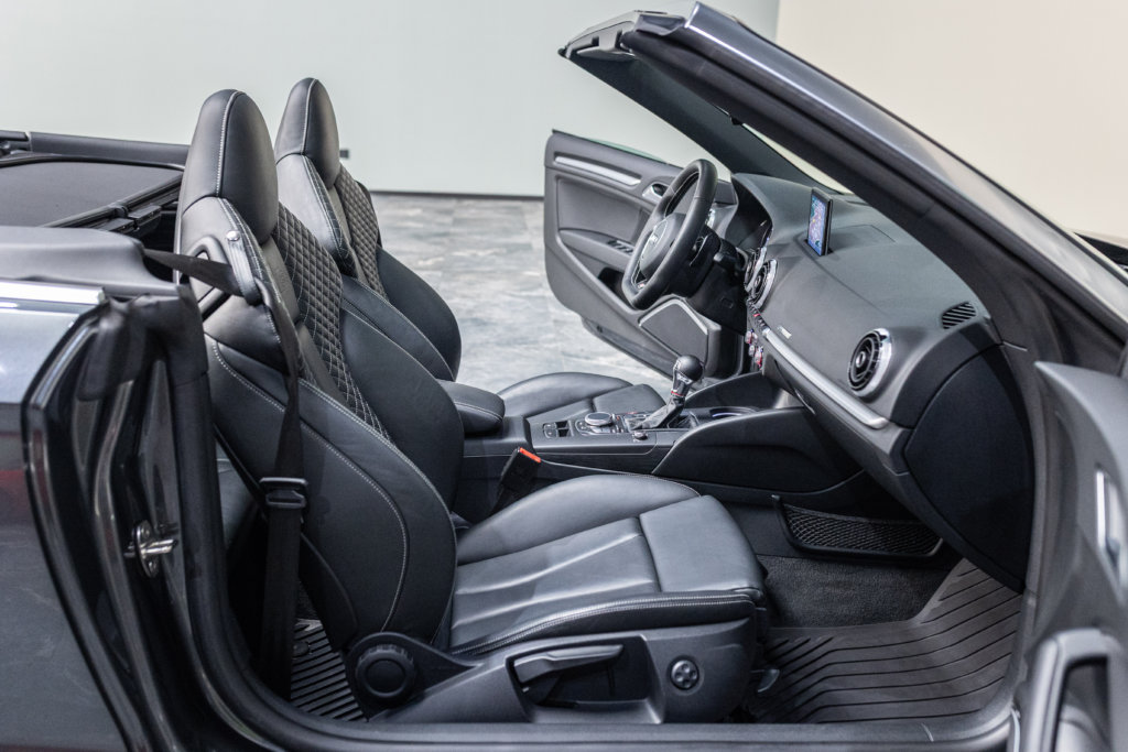 S3 Cab Gris Daytona Interieur 20