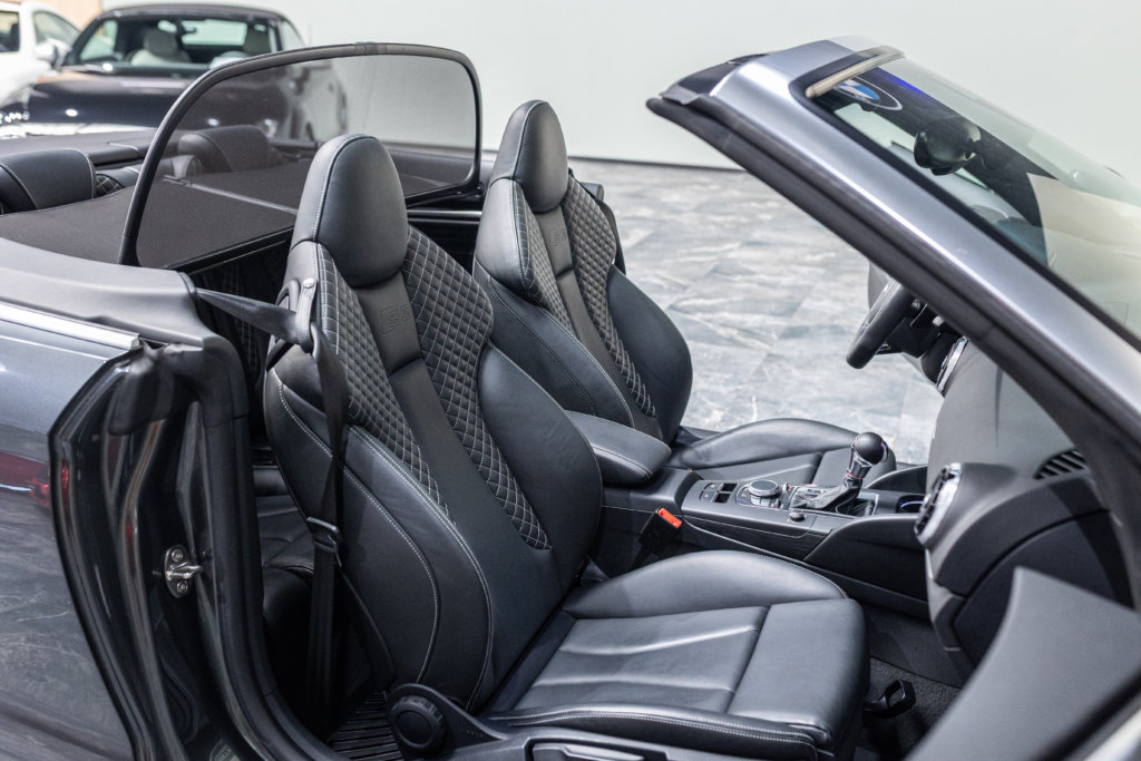 S3 Cab Gris Daytona Interieur 23