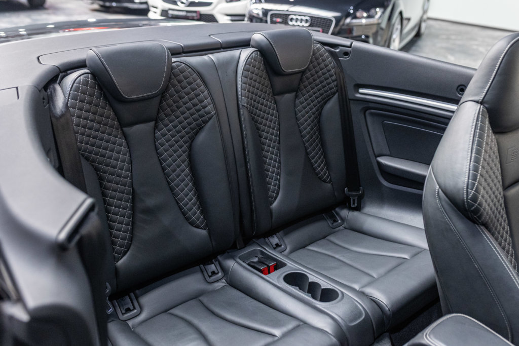 S3 Cab Gris Daytona Interieur 26