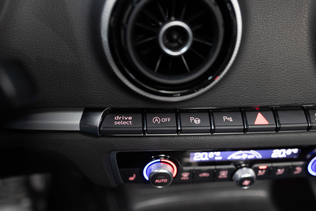 S3 Cab Gris Daytona Interieur 34