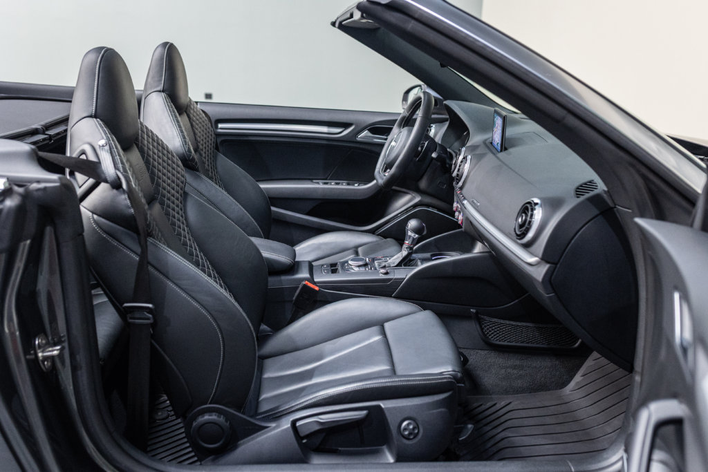 S3 Cab Gris Daytona Interieur 8