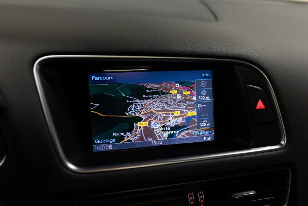 SQ5 Noir Panthere Interieur 38