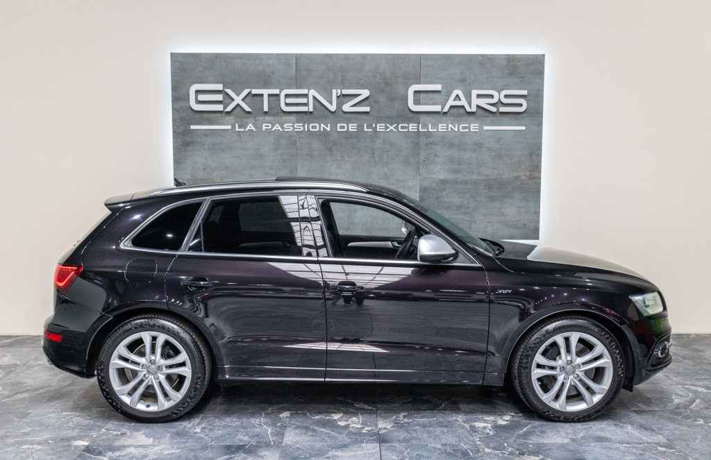 SQ5 Noir Panthere lateral