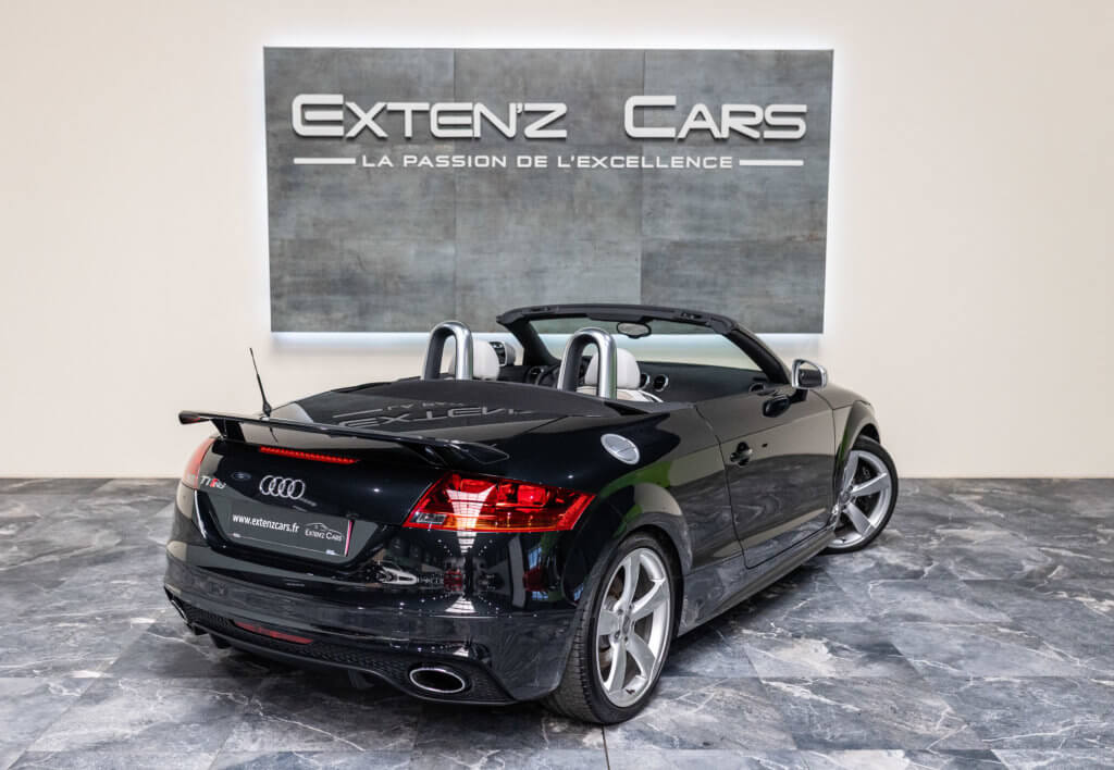 TT RS CAB Noir 3-4 ar d
