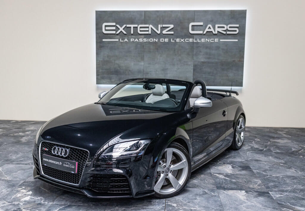 TT RS CAB Noir 3-4 av g