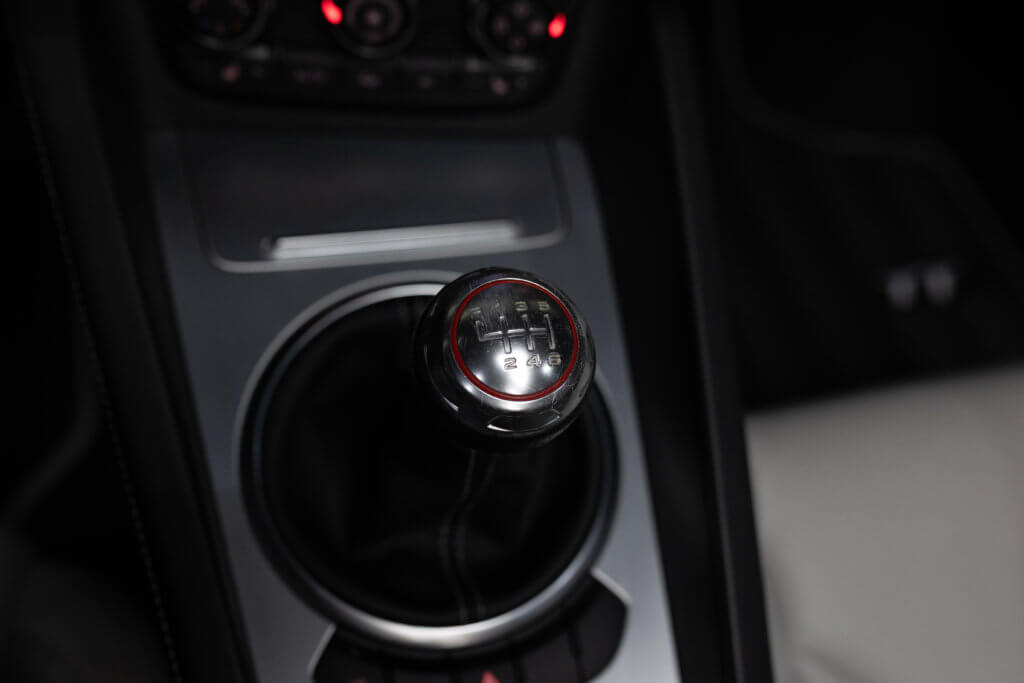 TT RS CAB Noir Interieur 34