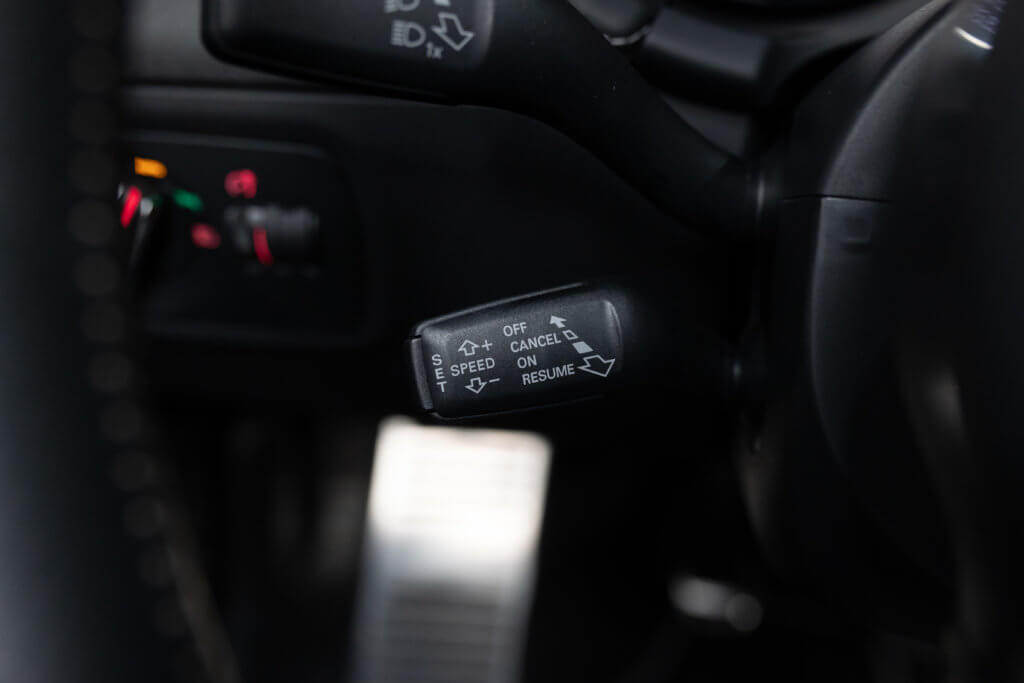 TT RS CAB Noir Interieur 41