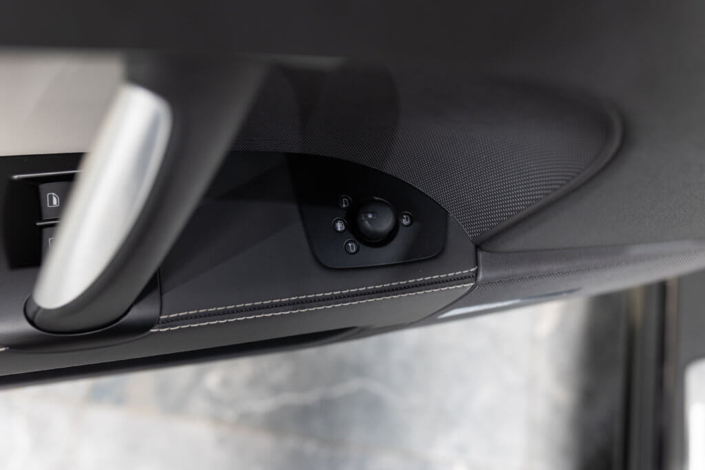 TT RS CAB Noir Interieur 5