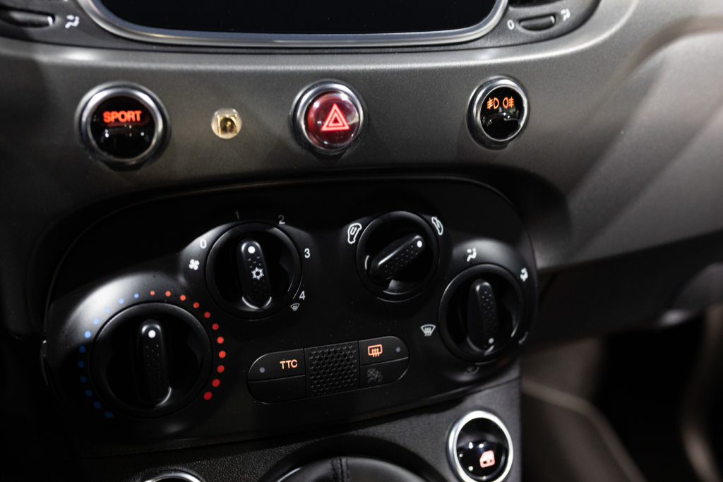 500 Abarth Pista Interieur 29