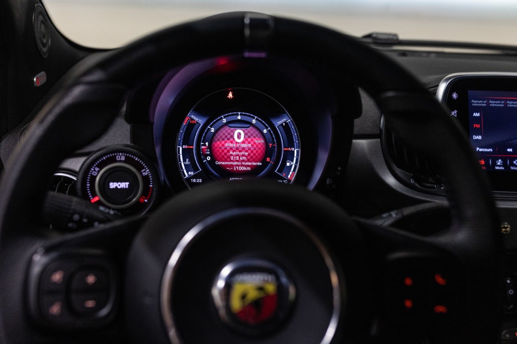 500 Abarth Pista Interieur 39