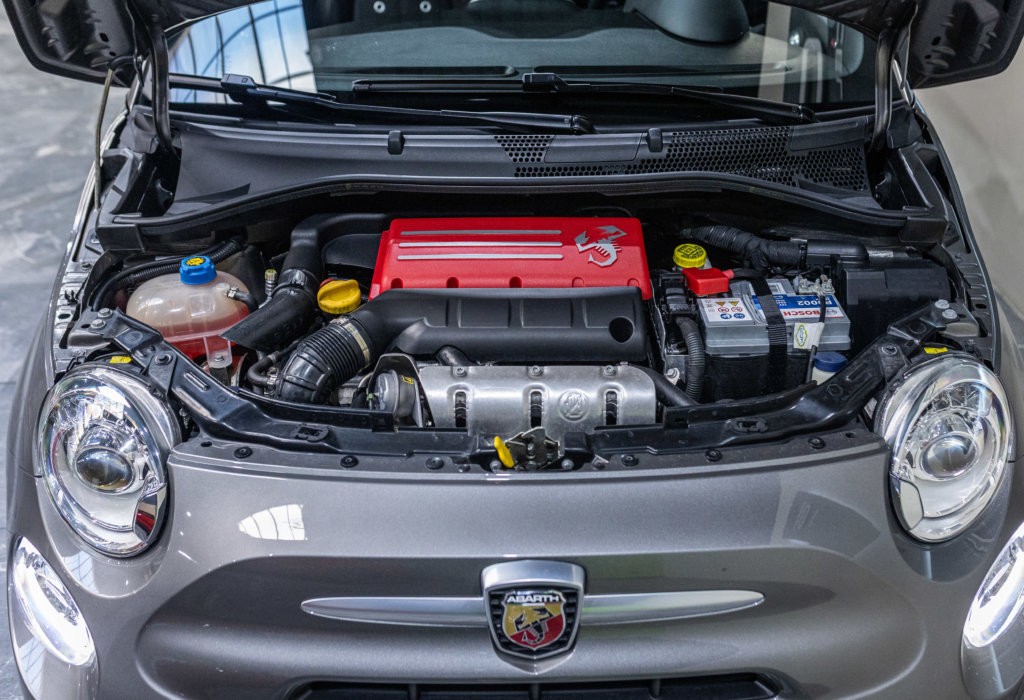 500 Abarth Pista Moteur 2