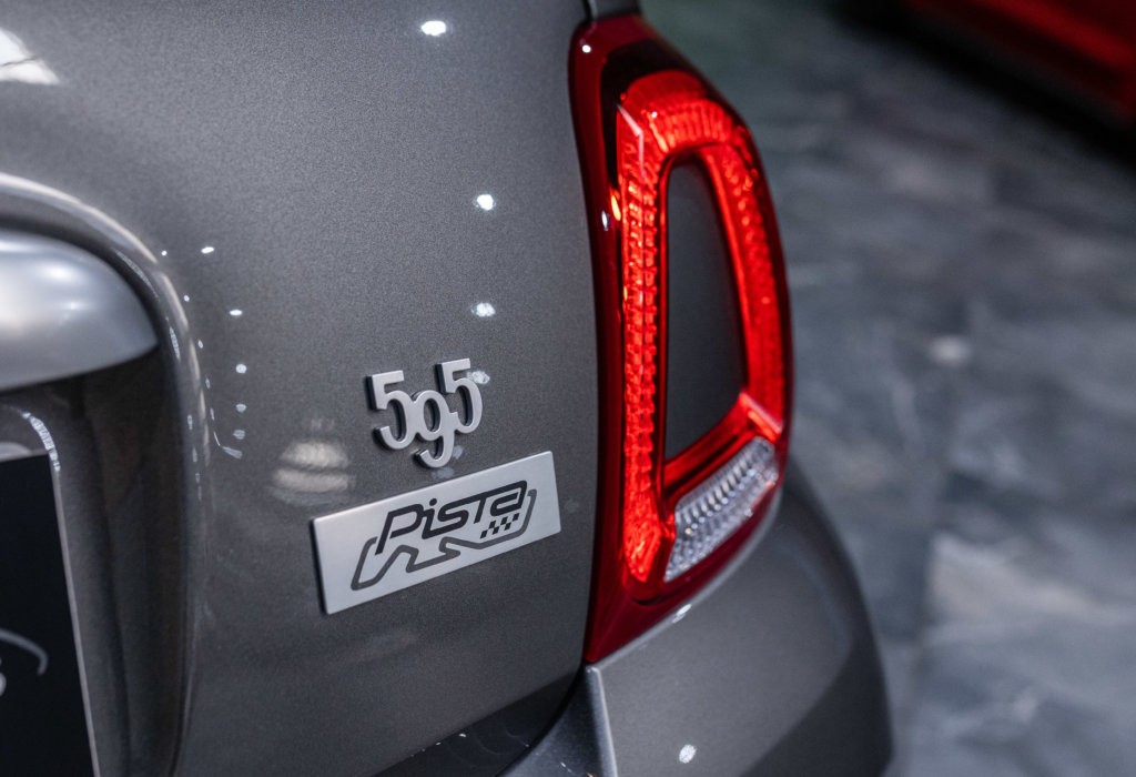 500 Abarth Pista logo 2