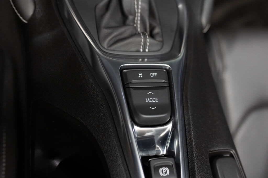 Camaro 6 Noir Cab Interieur 40