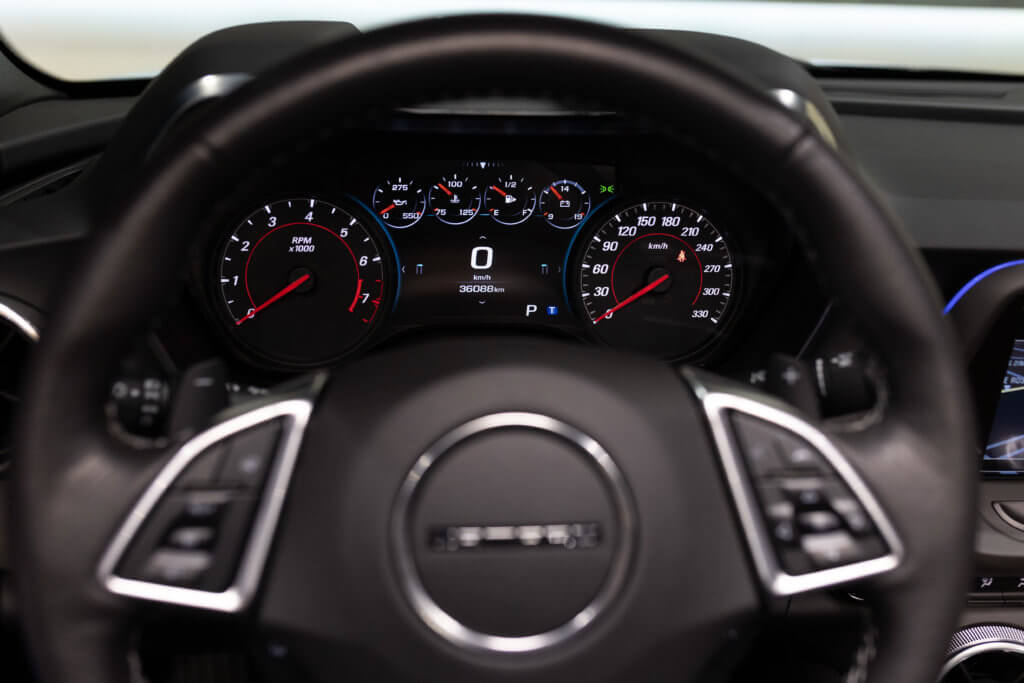 Camaro 6 Noir Cab Interieur 47