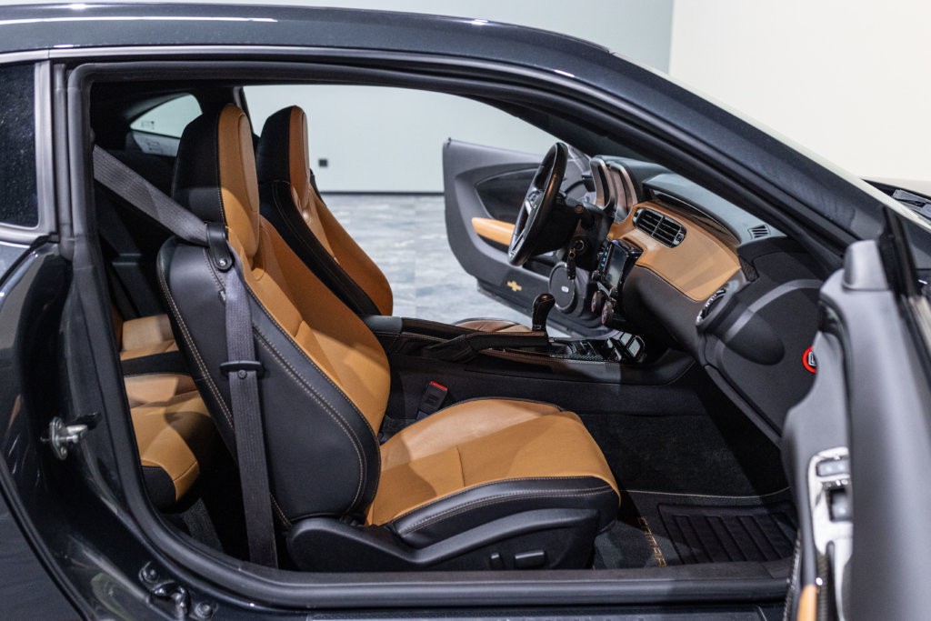 Camaro Grise Interieur Brun Interieur 17