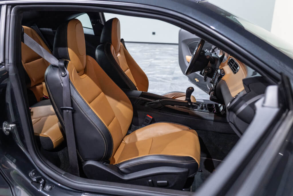 Camaro Grise Interieur Brun Interieur 18