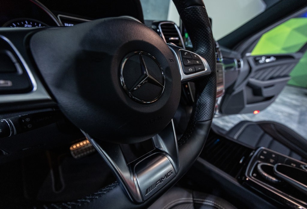 GLE 63 AMG Blanc Interieur 13