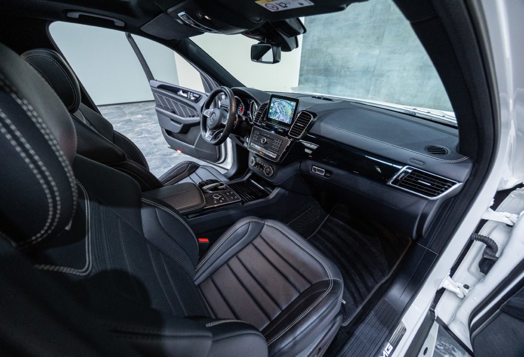 GLE 63 AMG Blanc Interieur 14