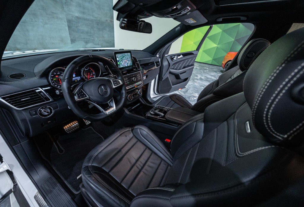 GLE 63 AMG Blanc Interieur 7