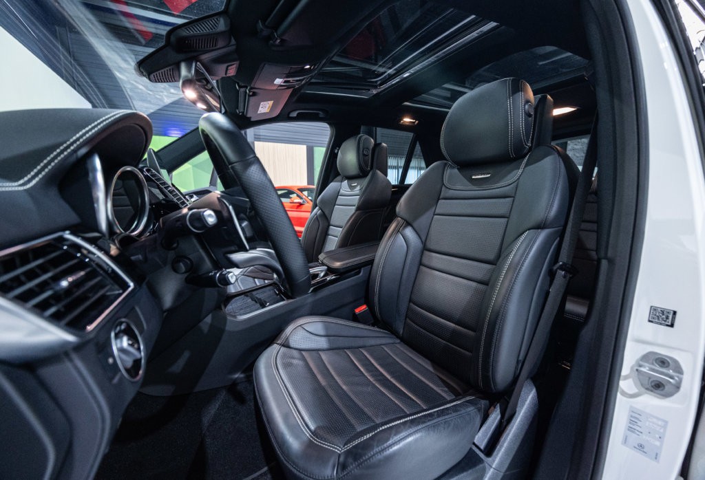 GLE 63 AMG Blanc Interieur 9