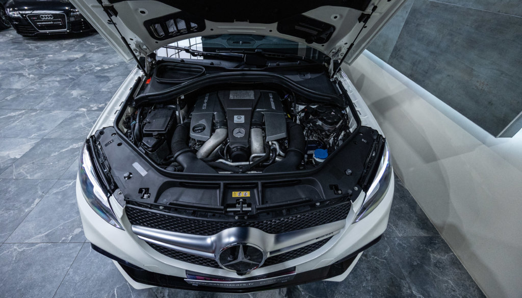GLE 63 AMG Blanc Moteur