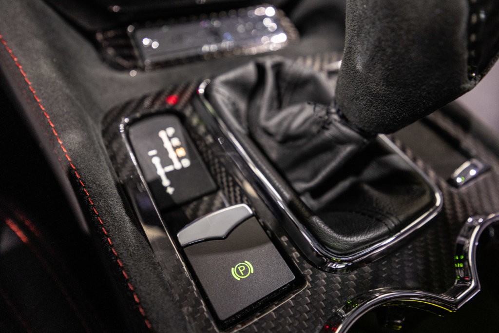 Maserati Granturismo Capot Carbon Interieur 33