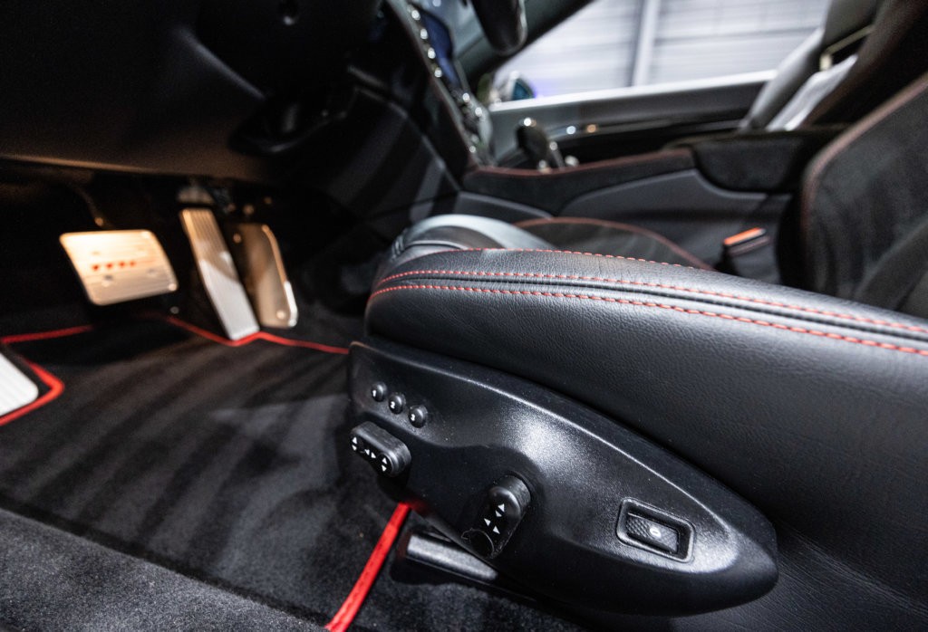 Maserati Granturismo Capot Carbon Interieur 4