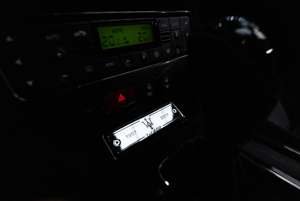 Maserati Granturismo Capot Carbon Plaque