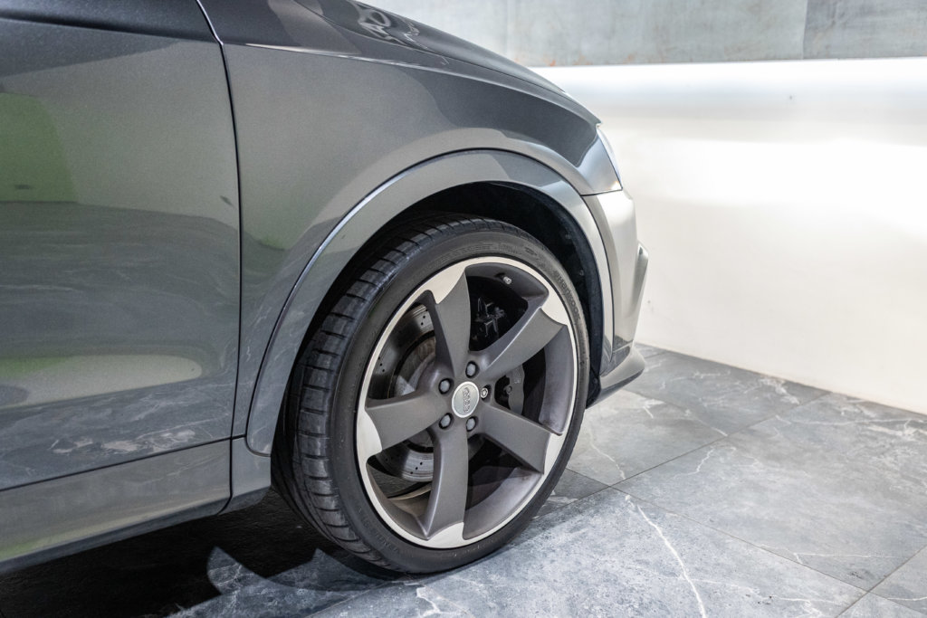 RSQ3 Gris Interieur 10