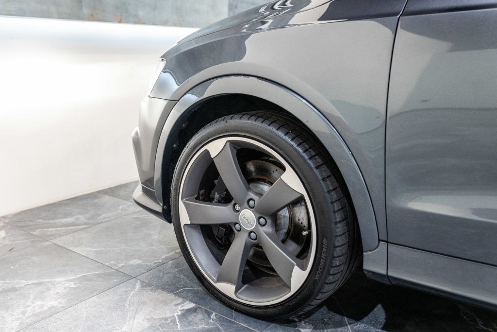 RSQ3 Gris Interieur 13