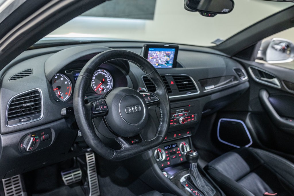 RSQ3 Gris Interieur 6